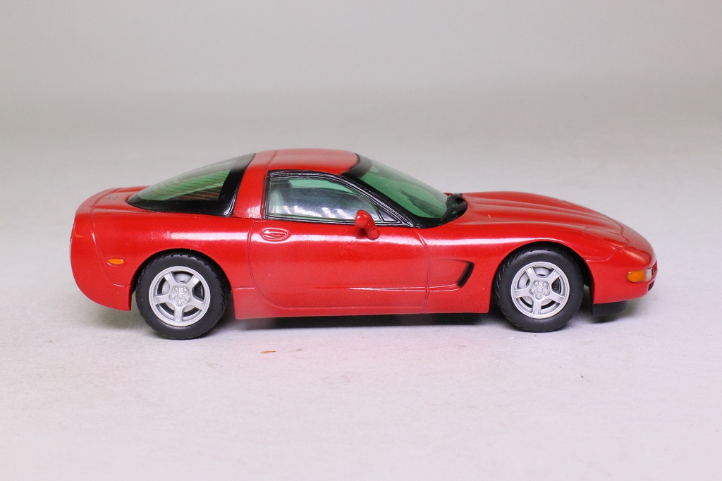 Matchbox Collectibles CCV04; 1997 Chevrolet Corvette